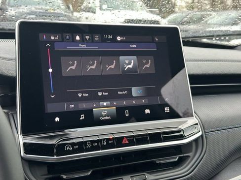 New 2026 Jeep Compass Latitude image 29