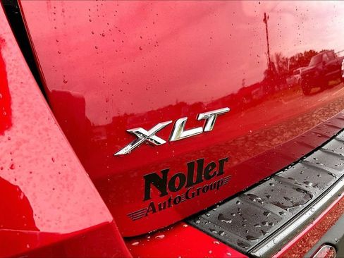 Certified 2024 Ford Explorer XLT w/ Equipment Group 202A AWD/4WD image 8