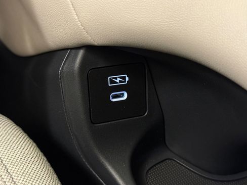 New 2026 Honda HR-V LX image 27