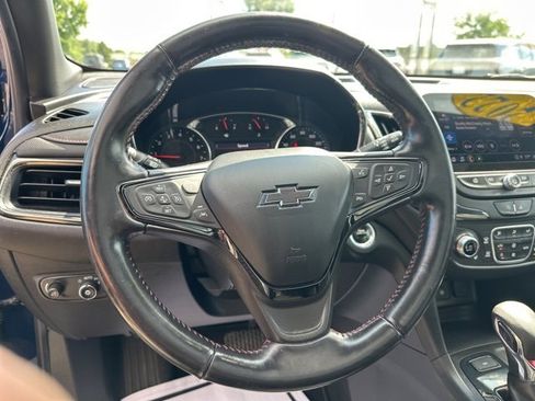 Used 2022 Chevrolet Equinox RS w/ RS Leather Package image 36