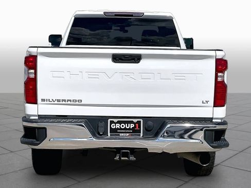 Used 2023 Chevrolet Silverado 2500 LT AWD/4WD image 5
