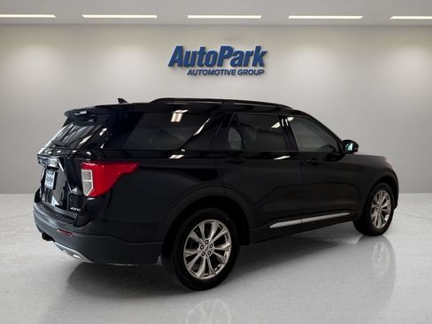Certified 2024 Ford Explorer XLT w/ Equipment Group 202A AWD/4WD image 7