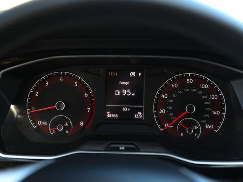 Used 2020 Volkswagen Jetta S w/ Driver Assistance Package FWD image 33