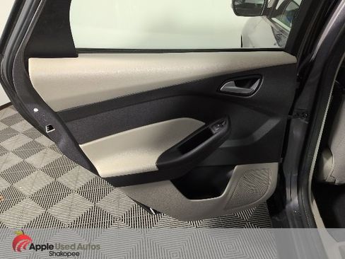 Used 2013 Ford Focus SE w/ Super Fuel Economy (SFE) Pkg image 22