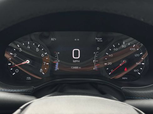 Used 2026 Jeep Compass Limited AWD/4WD image 12
