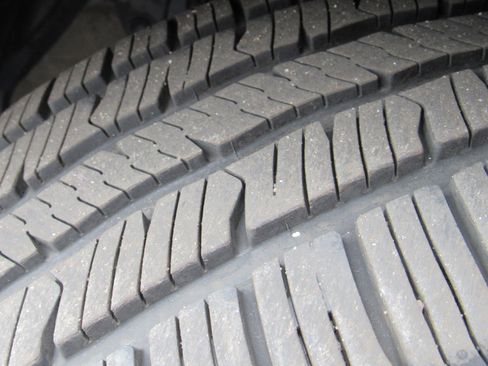 Used 2019 Toyota Avalon Limited image 47