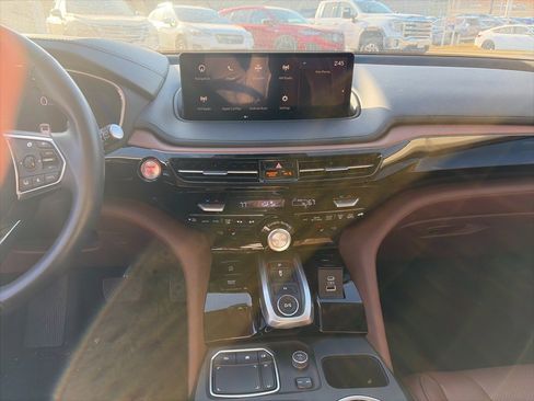 Used 2023 Acura MDX SH-AWD w/ Technology Package image 12