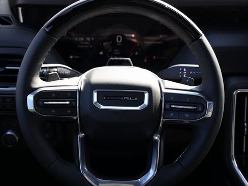 New 2026 GMC Yukon XL Denali w/ Denali Reserve Package image 15