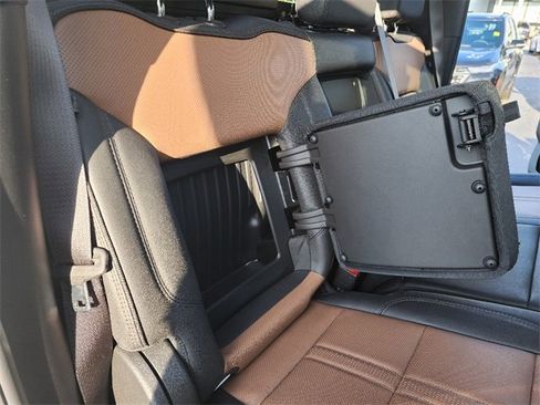 Used 2024 Chevrolet Silverado 1500 High Country w/ Technology Package image 26