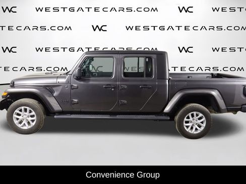 Used 2023 Jeep Gladiator Sport AWD/4WD image 5