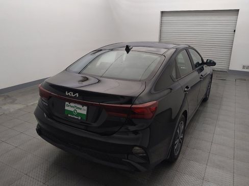 Used 2024 Kia Forte LXS FWD image 7