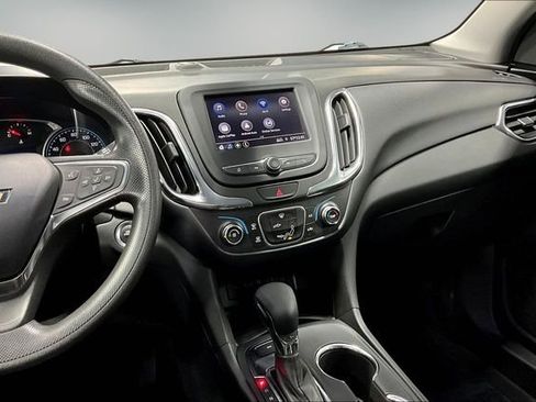 Used 2020 Chevrolet Equinox LT image 10