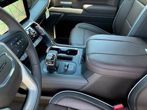 New 2026 GMC Sierra 1500 Denali image 9