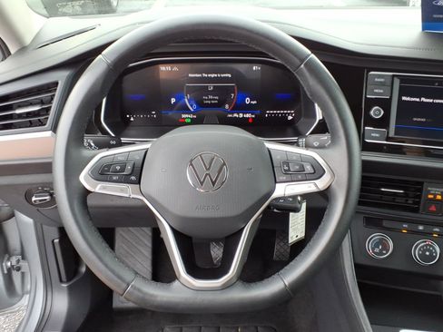 Used 2024 Volkswagen Jetta S image 27