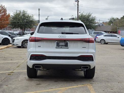 New 2025 Audi Q5 Premium Plus image 9