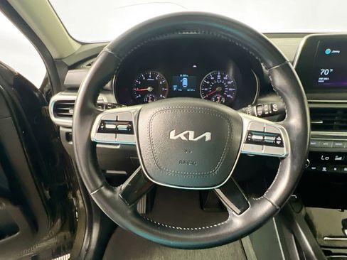 Used 2022 Kia Telluride S image 17