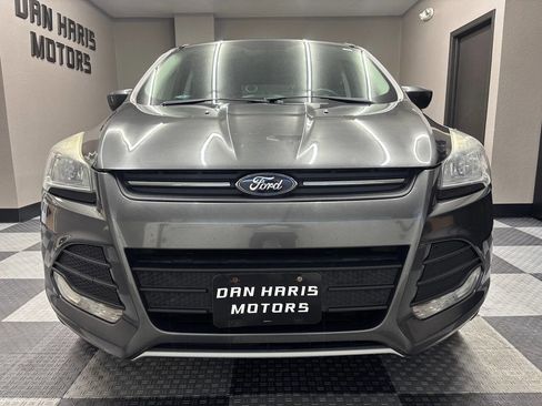 Used 2015 Ford Escape SE FWD image 3