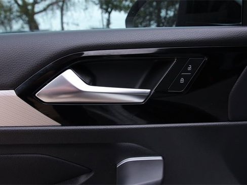 Used 2020 Volkswagen Jetta R-Line w/ R-Line Cold Weather Package image 14