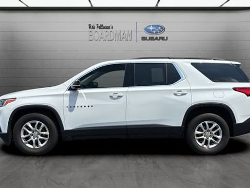 Used 2019 Chevrolet Traverse LT w/ LPO, Blackout Package AWD/4WD image 9