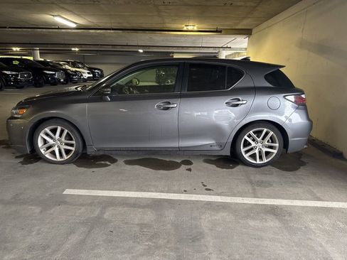 Used 2014 Lexus CT 200h 200h image 1
