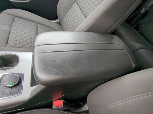 Used 2022 Chevrolet Blazer LT image 19