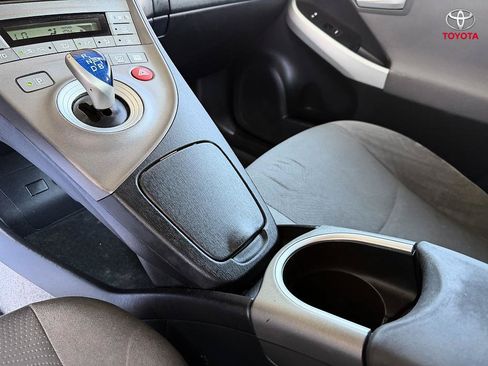 Used 2012 Toyota Prius Two FWD image 17