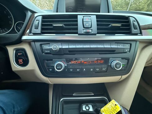 Used 2013 BMW 328i Sedan RWD image 20