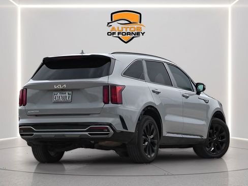 Used 2023 Kia Sorento SX FWD image 5