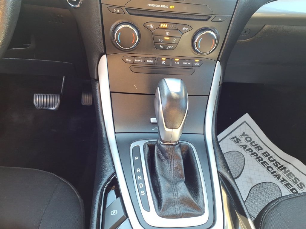 Used 2016 Ford Edge SEL w/ Cargo Accessory Package FWD image 11