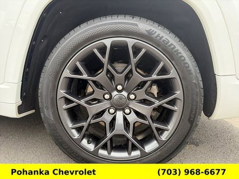 Used 2025 Jeep Grand Cherokee L Summit AWD/4WD image 29
