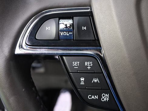 Used 2023 Lincoln Nautilus Reserve w/ Equipment Group 201A image 29