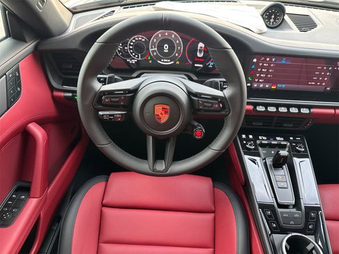 New 2026 Porsche 911 Carrera 4S image 15