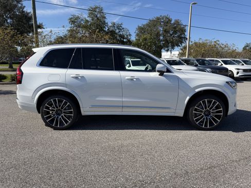 New 2026 Volvo XC90 B5 Ultra image 2