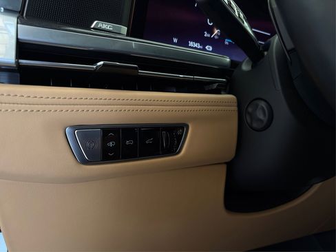 Used 2025 Cadillac Escalade IQ Sport 2 image 22