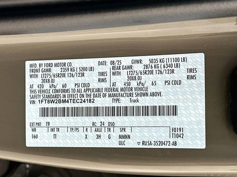 Used 2026 Ford F250 Platinum w/ Platinum Plus Package image 21