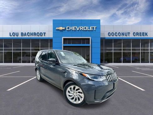 Used 2025 Land Rover Discovery S image 1