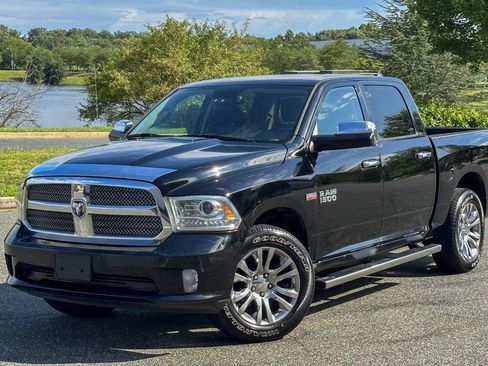 Used 2014 RAM 1500 Limited AWD/4WD image 3