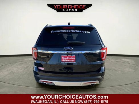 Used 2016 Ford Explorer XLT w/ Equipment Group 202A FWD image 4