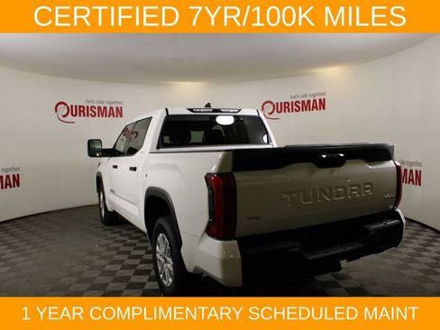 Used 2022 Toyota Tundra SR5 w/ SR5 Convenience Package AWD/4WD image 6