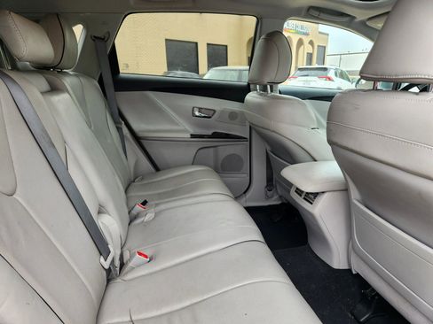 Used 2015 Toyota Venza XLE w/ XLE Premium Package FWD image 14