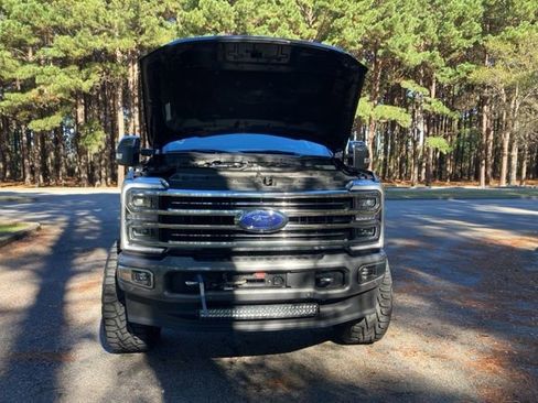 Used 2024 Ford F350 Limited w/ FX4 Off-Road Package image 24