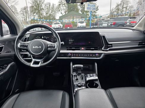 Used 2023 Kia Sportage SX image 5