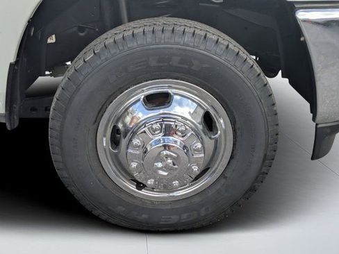 Used 2024 RAM 3500 Big Horn image 8