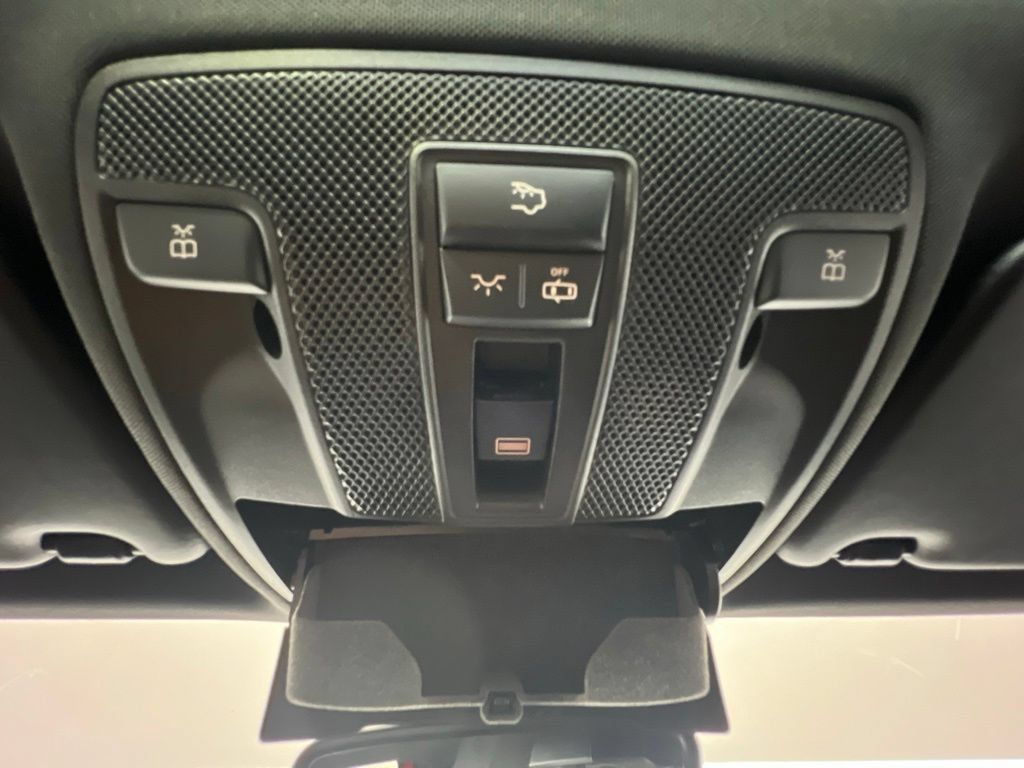 Used 2019 Mercedes-Benz GLA 45 AMG 4MATIC image 45
