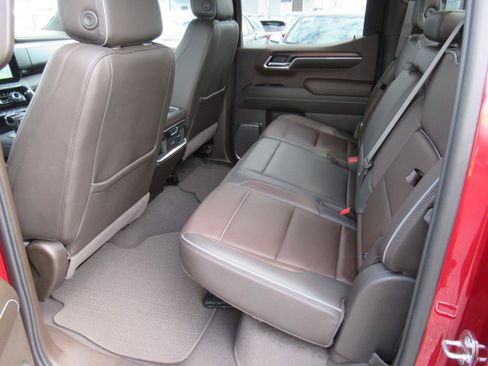 Certified 2024 GMC Sierra 1500 Denali w/ Denali Reserve Package RWD image 39