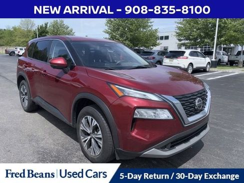 Used 2021 Nissan Rogue SV AWD/4WD image 3