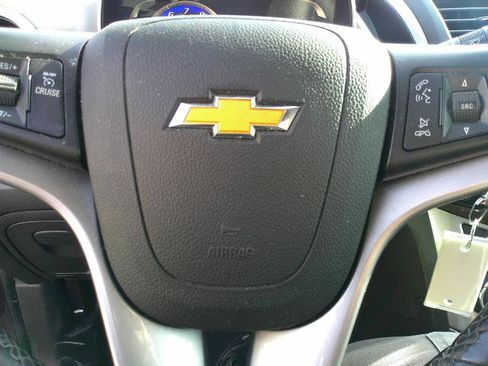 Used 2015 Chevrolet Trax LT w/ LT Sun and Sound Package image 9