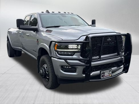 Used 2022 RAM 3500 Limited w/ Night Edition AWD/4WD image 2