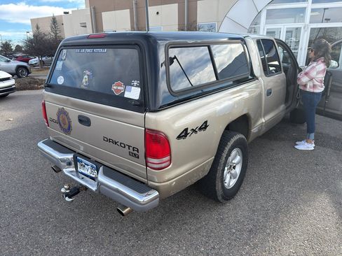 Used 2003 Dodge Dakota SLT image 3