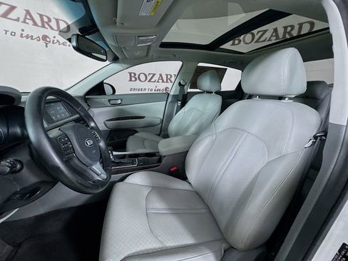 Used 2018 Kia Optima EX w/ Premium Package image 24